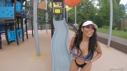 Captura de 'Father And Son Pick Up Mega Busty Latina At Empty Post Coronavirus Spa' nº 8