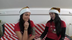 Captura de 'Pregnant Step Daughter Takes Out Her Competition On Christmas!' nº 49