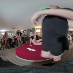 'Large Fucking Orgy' screenshot nº 126