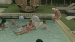 Captura de 'Summer Sex Party' nº 51