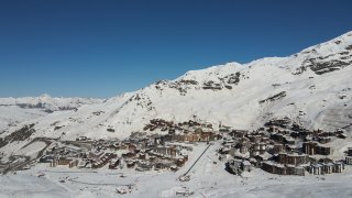 Sex Friends in The Snow - Escena1 - 1