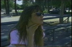 Captura de 'Strangers When We Meet' nº 5