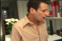 Captura de '18 and Confused' nº 6