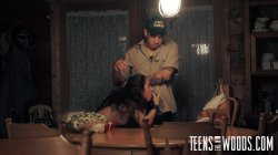 'Teens In The Woods: Sally Squirtz' screenshot nº 98