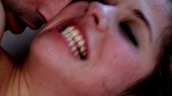 Captura de 'Best Blonde Babes' nº 85