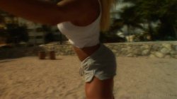 'Hottest Moms In Town' screenshot nº 4