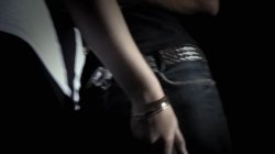 Captura de 'On My Dirty Knees' nº 7