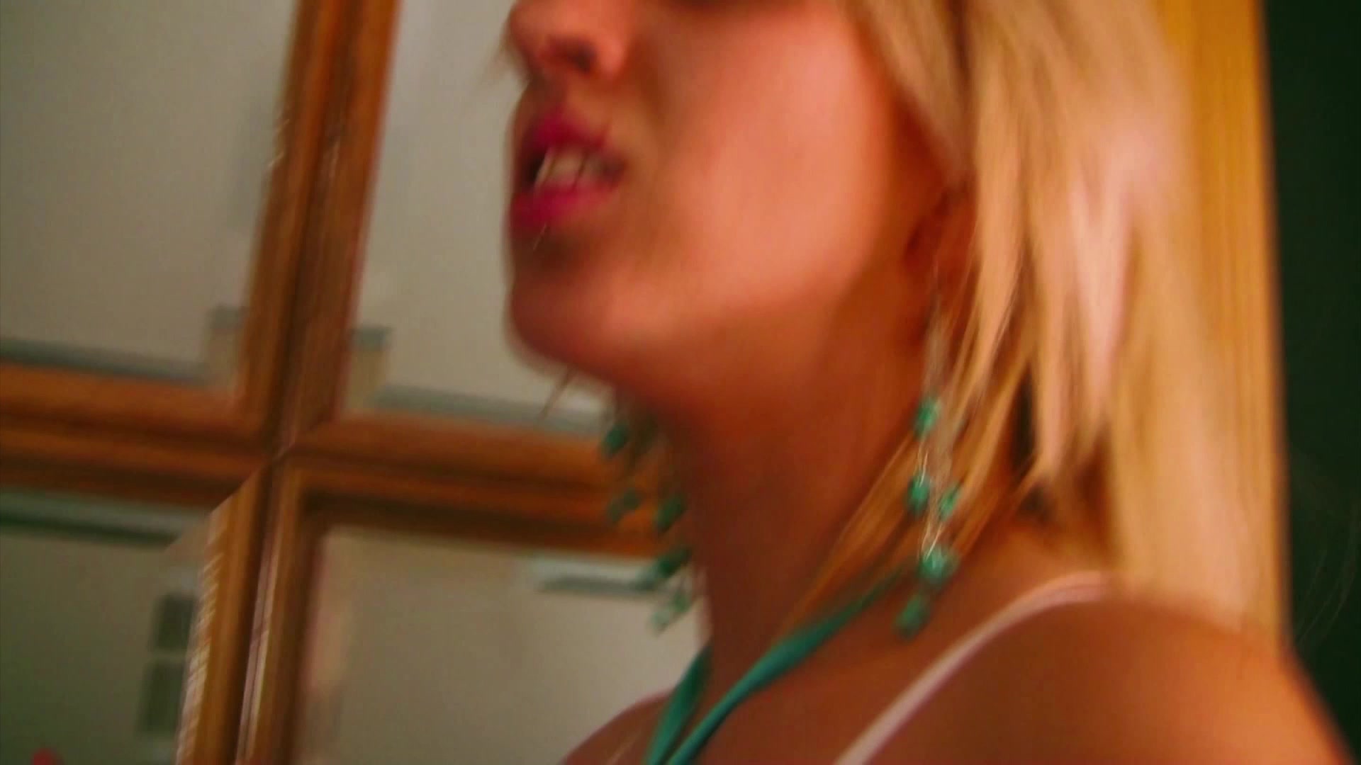 nude teen armpit sex pics small girl shows big tits