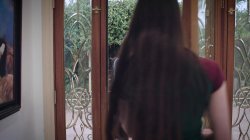 Captura de 'Party's Over, The' nº 3