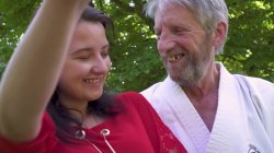 'Horny For A Grandpa' screenshot nº 53