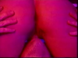 Captura de 'Sluts From the O.C.' nº 23