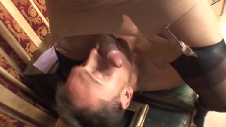 streaming porn video screenshot