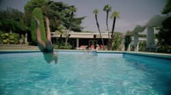 Captura de 'My Wife is a Swinger' nº 58
