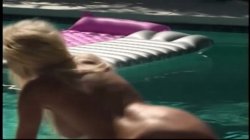 Captura de 'Beverly Hills Bikini Company - Softcore' nº 132