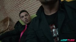 'Swapping partners with blonde women with perfect asses' screenshot nº 22