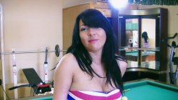 Captura de 'Brunette with Natural Tits Looking for Kisses in Valencia and Fucking a Fan' nº 14