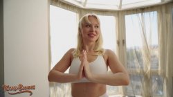 'Yoga Vixens Go Limber For Tongue And Toy Pleasure!' screenshot nº 15