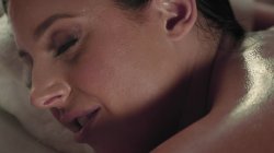 Captura de 'Big Tit Rubdown' nº 7