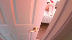 Captura de 'Buxom Stepmom Caught Masturbating Wants Help To Finish' nº 5