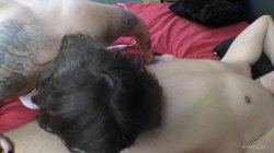 Captura de 'Wild Woman Heidi Van Horny, Squirts, Rims And Gets A Monster Creampie' nº 75