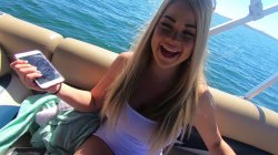 'Alexis Texas Boats and Hoes' screenshot nº 4