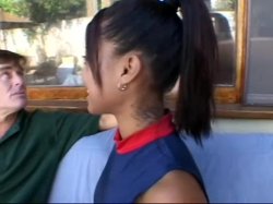 Captura de 'Asian Cheerleader Cavity Search 3' nº 1