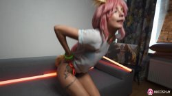 Captura de 'Young Furry Slut, Tea Mint, Fucks Herself With a Glass Dildo' nº 14
