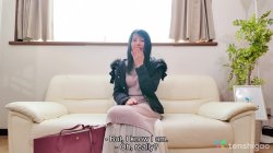 'Horny Mom Kaori Murakami In Her First Porn Scene' screenshot nº 9