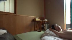 Captura de 'A Wife Feeling Free and Uninhibited On a Getaway to the Hot Springs' nº 129