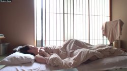 Captura de 'A Wife Feeling Free and Uninhibited On a Getaway to the Hot Springs' nº 23