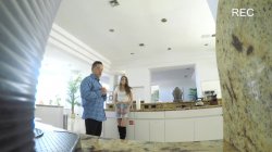 'Busting The Babysitter 4' screenshot nº 134
