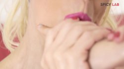 Captura de 'Kiss And Fisting - A Lesbo Story' nº 42
