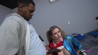 Cory Chase In Gotham Clown Chase Vol. 3 - Scena1 - 4
