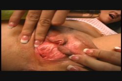 Captura de '12 Nasty Girls Masturbating Vol. 7' nº 11