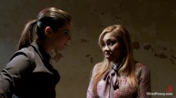 'Wired Pussy - Featuring Bobbi Starr and Yasmine de Leon' screenshot nº 22