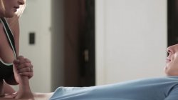 Captura de 'Stepmom Lessons' nº 5