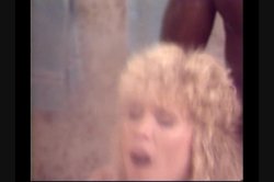 'Blacks & Blondes' screenshot nº 122