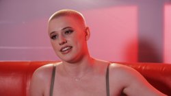 Captura de 'Loving Myself' nº 45