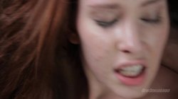 Captura de 'She's Trending' nº 106