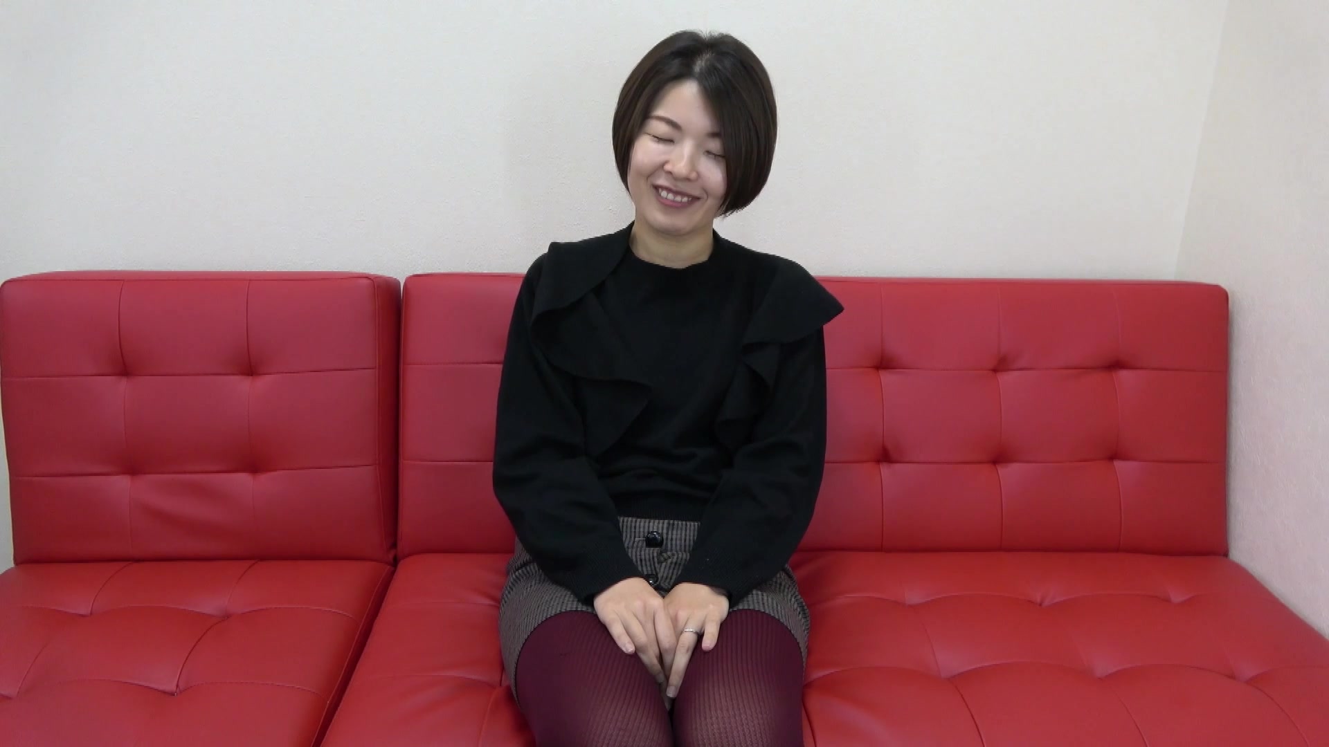Short Hair Japanese MILF Amateur Gets POV Sex Maiko Pictures Clips GameLink image