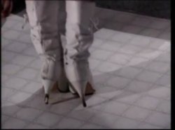 Captura de 'Debbie Does Dallas Again (Arrow)' nº 8