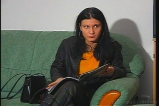 Hustler Casting Couch X 8 - Scène5 - 2