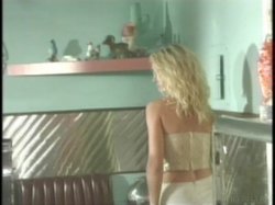 Captura de 'Someone's in the Kitchen with Vagina' nº 35