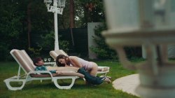 Captura de 'How To Train A Hot Wife' nº 129