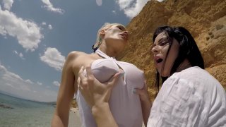 Super Soaked Summer Sex - Scena1 - 2