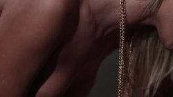 'Close To the Bone' screenshot nº 67