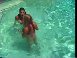 'Busty Aqua Brats' screenshot nº 50
