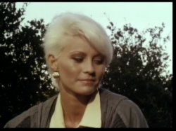 Captura de 'Careful He May be Watching' nº 80
