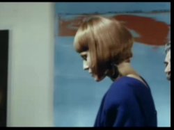 Captura de 'Careful He May be Watching' nº 98