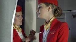 'Dorcel Airlines: Indecent Flight Attendants (French)' screenshot nº 4